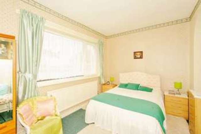  Image of 4 bedroom Detached house for sale in Cliff Road Hythe CT21 at Cliff Road  Hythe, CT21 5XW