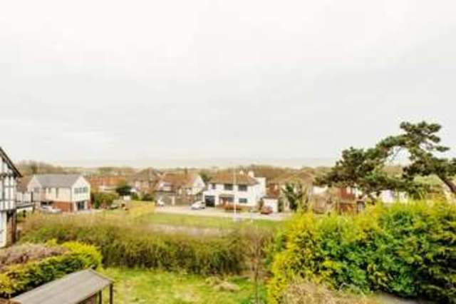  Image of 4 bedroom Detached house for sale in Cliff Road Hythe CT21 at Cliff Road  Hythe, CT21 5XW