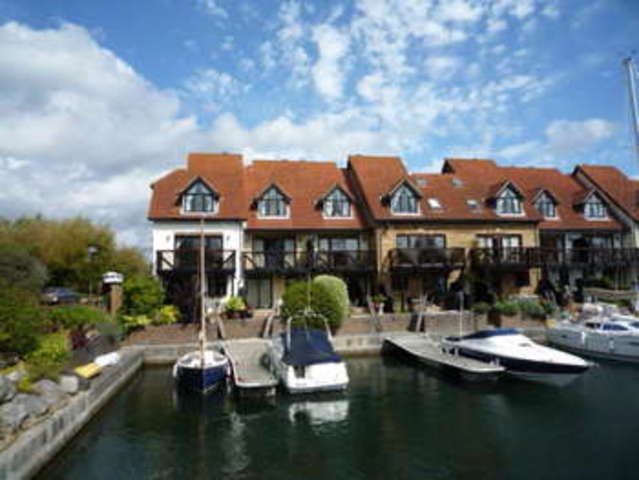 Image of 3 bedroom Terraced house for sale in Endeavour Way Hythe Southampton SO45 at Hythe Southampton Hampshire, SO45 6LA