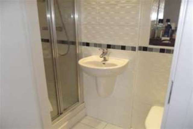  Image of 2 bedroom Flat to rent in Maxwell Street Glasgow G1 at Glasgow, G1 4EP