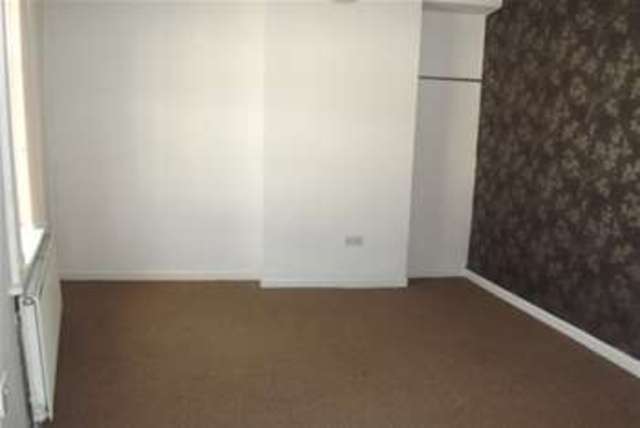  Image of 1 bedroom Detached house to rent in Ivy Street Burnley BB10 at Burnley, BB10 1TA