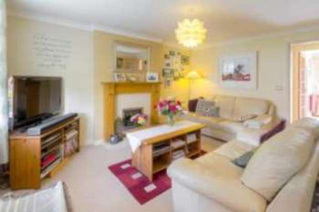  Image of 3 bedroom Semi-Detached house for sale in Ivy Walk Hatfield AL10 at Hatfield Hertfordshire Hatfield, AL10 9FX