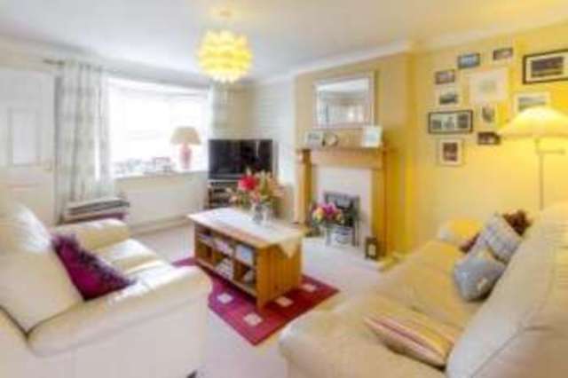  Image of 3 bedroom Semi-Detached house for sale in Ivy Walk Hatfield AL10 at Hatfield Hertfordshire Hatfield, AL10 9FX