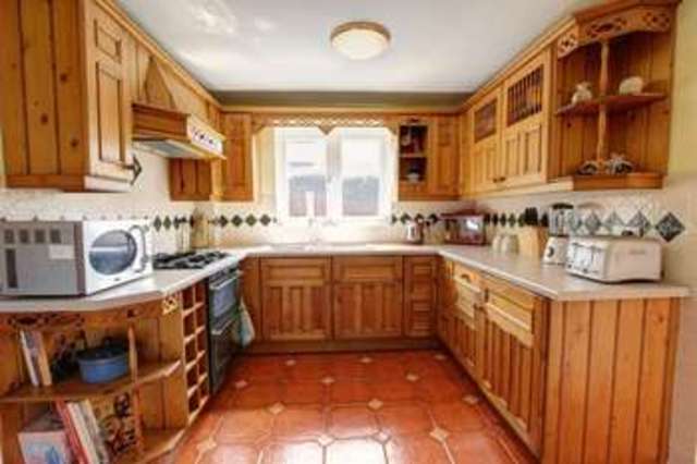  Image of 3 bedroom Detached house for sale in Jenner Way Romsey SO51 at Jenner Way Halterworth Romsey, SO51 8PD