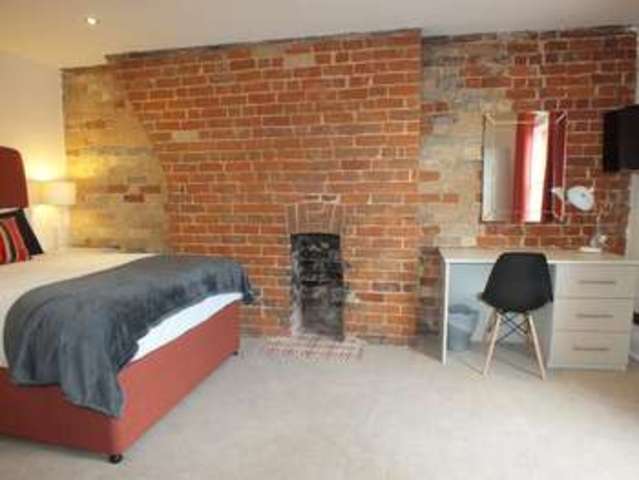  Image of 1 bedroom Detached house to rent in Jesse Terrace Reading RG1 at Reading Berkshire Reading, RG1 7RS