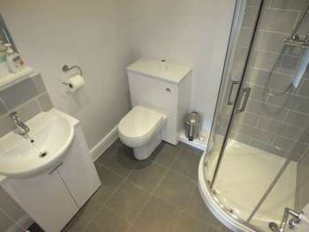  Image of 1 bedroom Detached house to rent in Jesse Terrace Reading RG1 at Reading Berkshire Reading, RG1 7RS
