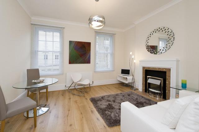  Image of 2 bedroom Flat for sale in Kensington Church Street London W8 at Kensington Church Street  London, W8 7LP