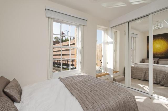  Image of 2 bedroom Flat for sale in Kensington Church Street London W8 at Kensington Church Street  London, W8 7LP