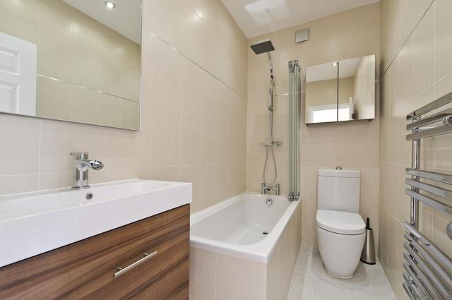  Image of 2 bedroom Flat for sale in Kensington Church Street London W8 at Kensington Church Street  London, W8 7LP