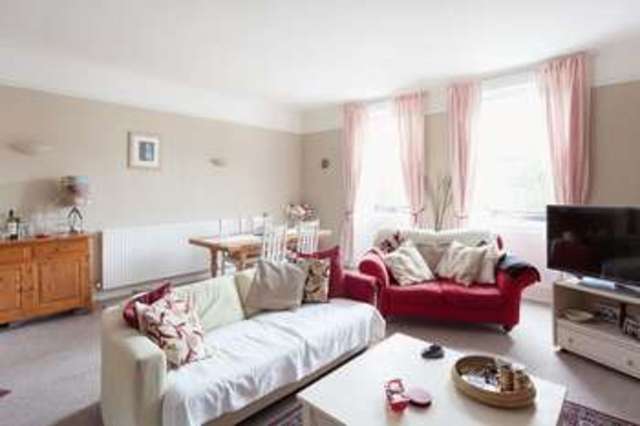 Image of 3 bedroom Flat for sale in London Road Tunbridge Wells TN1 at London Road  Tunbridge Wells, TN1 1DD
