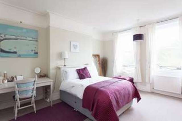  Image of 3 bedroom Flat for sale in London Road Tunbridge Wells TN1 at London Road  Tunbridge Wells, TN1 1DD