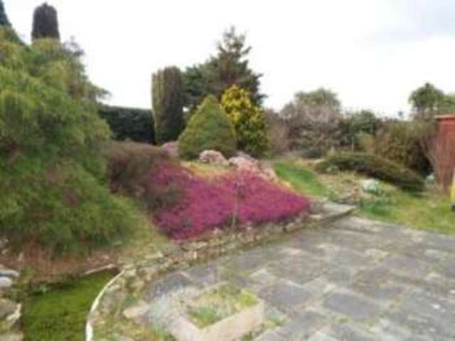  Image of 3 bedroom Bungalow for sale in Culver Park Close Kingsbridge TQ7 at Kingsbridge Devon Kingsbridge, TQ7 1LD