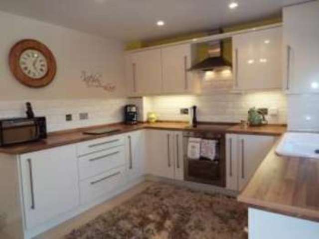  Image of 3 bedroom Detached house for sale in Calvados Park Kingsteignton Newton Abbot TQ12 at Kingsteignton Newton Abbot Kingsteignton, TQ12 3EE