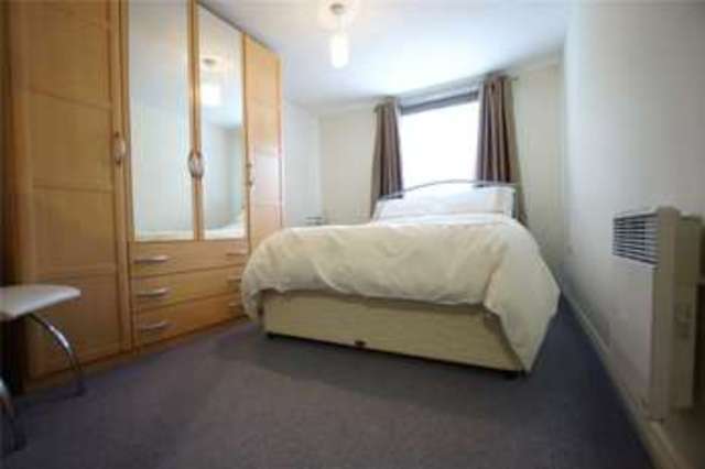  Image of 2 bedroom Apartment for sale in Kingswood Close Camberley GU15 at Camberley Surrey Camberley, GU15 4BH