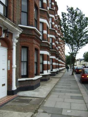  Image of 1 bedroom Flat to rent in Kingwood Road London SW6 at Fulham  London, SW6 6SW
