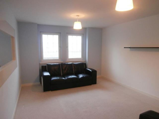  Image of 2 bedroom Flat to rent in Kirktonholme Gardens East Kilbride Glasgow G74 at East Kilbride South Lanarkshire South Lanarkshire, G74 1BT