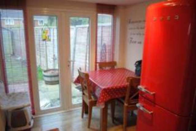  Image of 1 bedroom Maisonette for sale in Queens Road Knaphill Woking GU21 at Knaphill Woking Knaphill, GU21 2DX