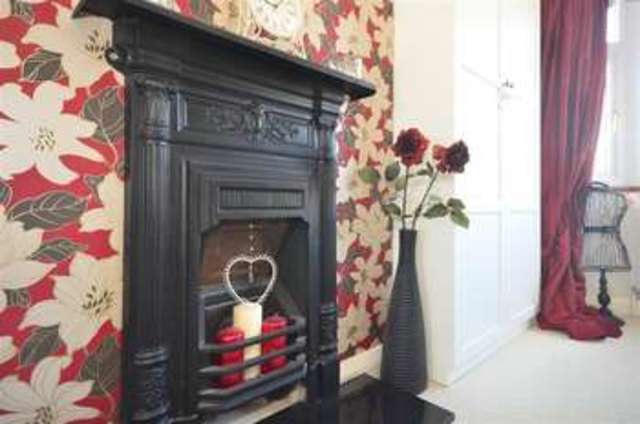  Image of 3 bedroom Terraced house for sale in Lakers Rise Banstead SM7 at Woodmansterne Surrey Woodmansterne, SM7 3JX