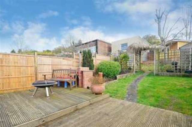  Image of 3 bedroom Terraced house for sale in Lakers Rise Banstead SM7 at Woodmansterne Surrey Woodmansterne, SM7 3JX