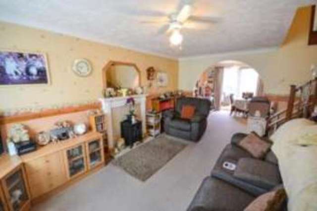  Image of 4 bedroom Detached house for sale in Larkspur Close Littlehampton BN17 at Littlehampton West Sussex Toddington, BN17 6WB
