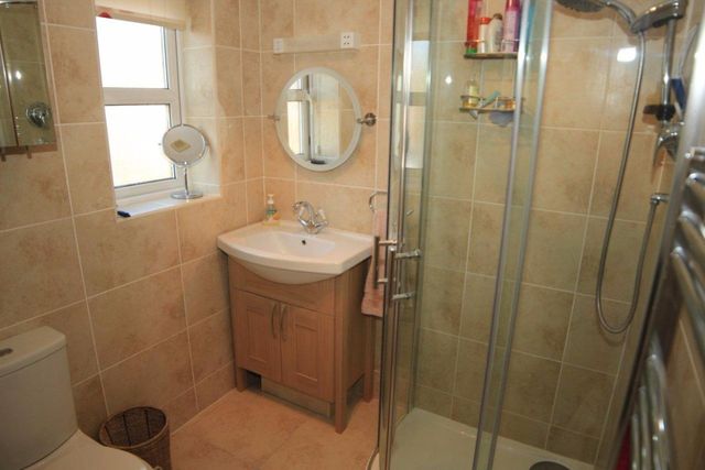  Image of 4 bedroom Detached house for sale in Lawnswood Close Dibden Purlieu Southampton SO45 at Lawnswood Close  Dibden Purlieu, Southampton, SO45 4AX