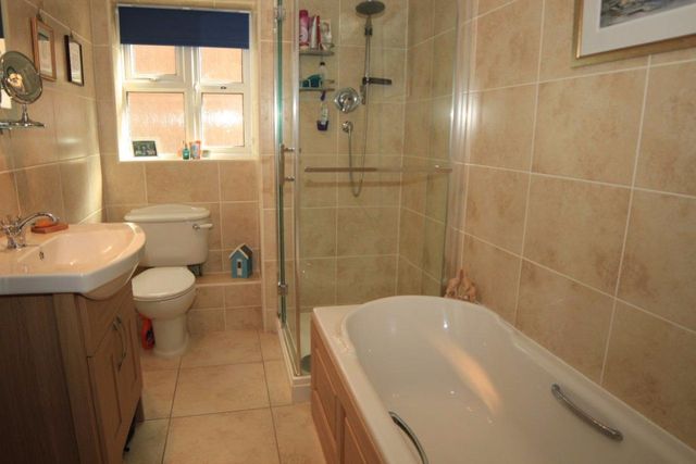  Image of 4 bedroom Detached house for sale in Lawnswood Close Dibden Purlieu Southampton SO45 at Lawnswood Close  Dibden Purlieu, Southampton, SO45 4AX