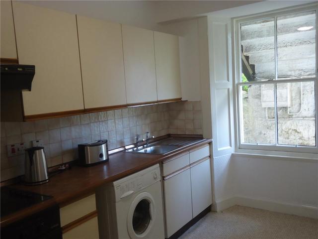  Image of 2 bedroom Flat to rent in Leamington Terrace Edinburgh EH10 at Bruntsfield Edinburgh Edinburgh, EH10 4JT