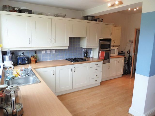  Image of 3 bedroom Detached house for sale in Leasowes Road Moseley Birmingham B14 at Leasowes Road Kings Heath Birmingham, B14 7AU