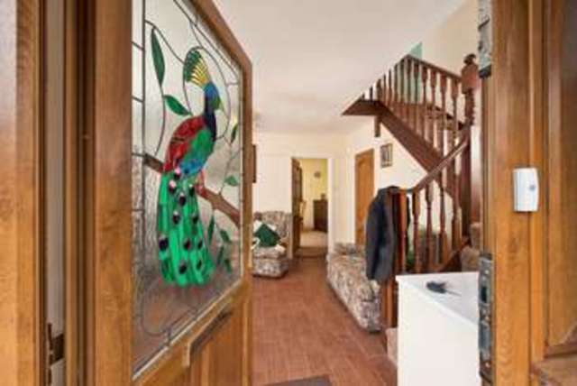  Image of 5 bedroom Detached house for sale in Claydon Claydon Lechlade GL7 at Claydon Lechlade Gloucestershire, GL7 3DS