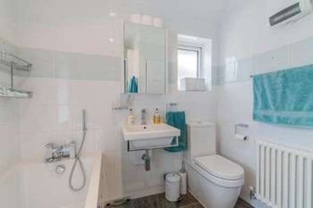  Image of 3 bedroom End of Terrace for sale in Leckford Road London SW18 at Wandsworth London Earlsfield, SW18 3PT