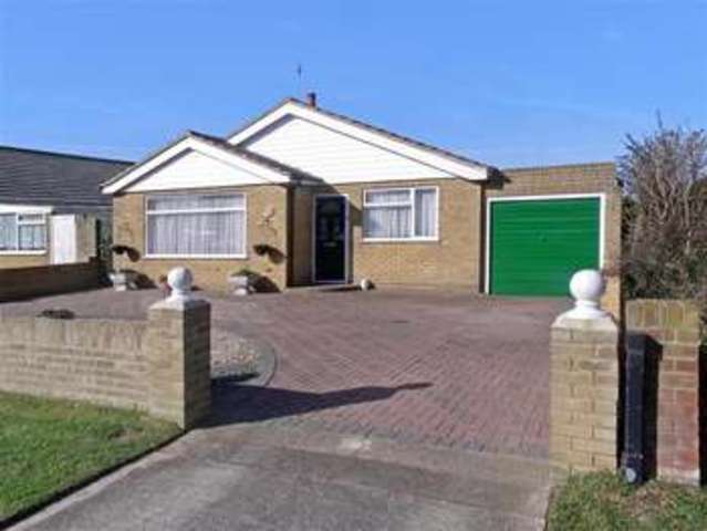  Image of 4 bedroom Bungalow for sale in Leonard Road Greatstone New Romney TN28 at Greatstone New Romney Greatstone, TN28 8RZ
