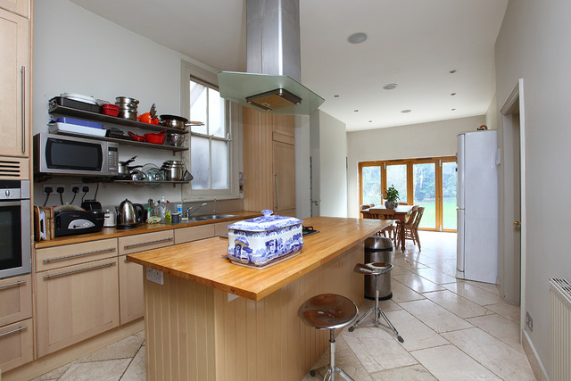  Image of 6 bedroom Semi-Detached house for sale in Lewisham Park London SE13 at Lewisham Park  Hither Green, SE13 6QZ