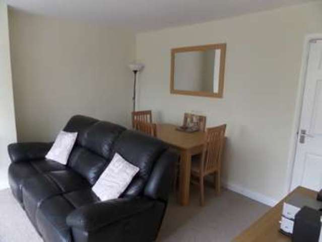  Image of 2 bedroom Maisonette for sale in Little Linford Lane Newport Pagnell MK16 at Newport Pagnell, MK16 8DL