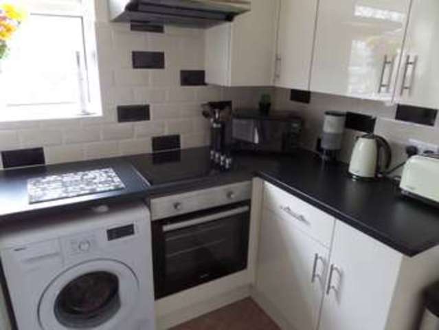  Image of 2 bedroom Maisonette for sale in Little Linford Lane Newport Pagnell MK16 at Newport Pagnell, MK16 8DL
