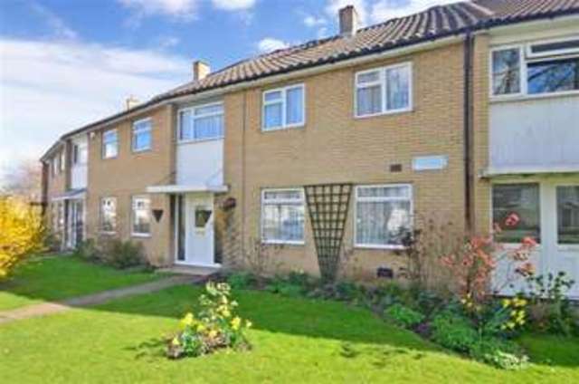  Image of 4 bedroom Terraced house for sale in Little Lullaway Laindon Basildon SS15 at Basildon Essex Basildon, SS15 5JJ