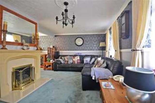  Image of 4 bedroom Terraced house for sale in Little Lullaway Laindon Basildon SS15 at Basildon Essex Basildon, SS15 5JJ