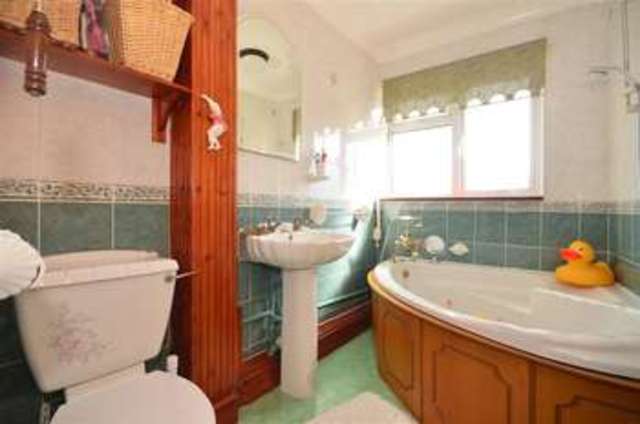  Image of 4 bedroom Terraced house for sale in Little Lullaway Laindon Basildon SS15 at Basildon Essex Basildon, SS15 5JJ