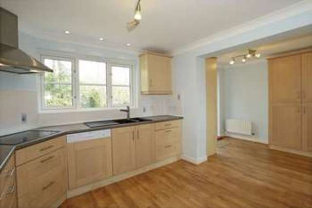  Image of 4 bedroom Detached house for sale in Littlewood Lane Buxted Uckfield TN22 at Littlewood Lane Buxted Uckfield, TN22 4LW