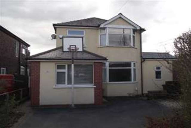  Image of 4 bedroom Property to rent in Liverpool Road Great Sankey Warrington WA5 at Warrington, WA5 1RG