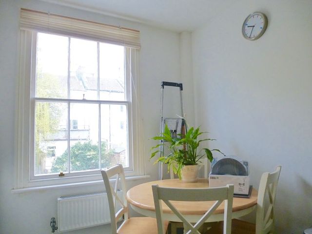  Image of 2 bedroom Flat to rent in Livingstone Road Hove BN3 at Livingstone Road  Hove, BN3 3WP