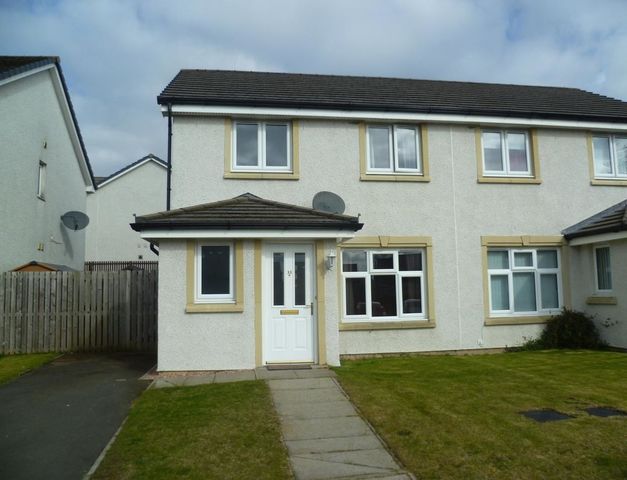  Image of 3 bedroom Terraced house to rent in Lochty Park Kinglassie Lochgelly KY5 at Kinglassie Fife Fife, KY5 0YU
