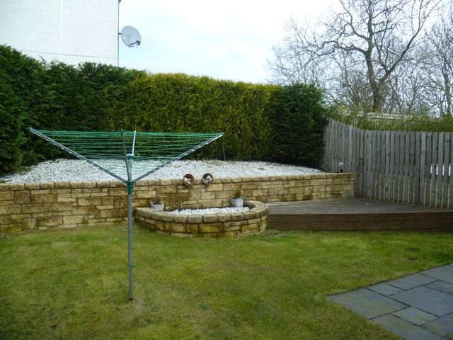  Image of 3 bedroom Terraced house to rent in Lochty Park Kinglassie Lochgelly KY5 at Kinglassie Fife Fife, KY5 0YU