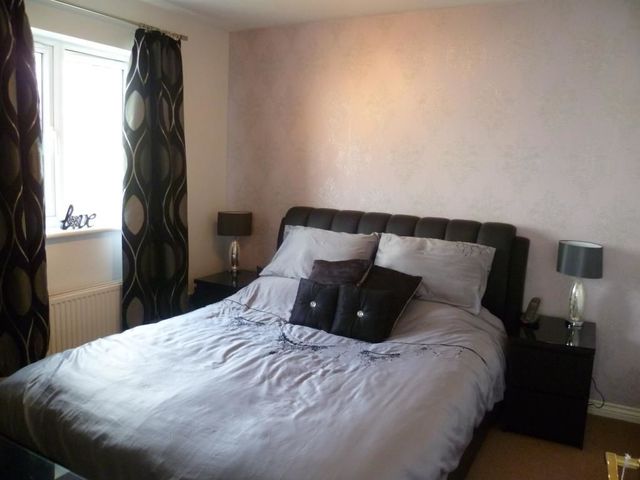  Image of 3 bedroom Terraced house to rent in Lochty Park Kinglassie Lochgelly KY5 at Kinglassie Fife Fife, KY5 0YU