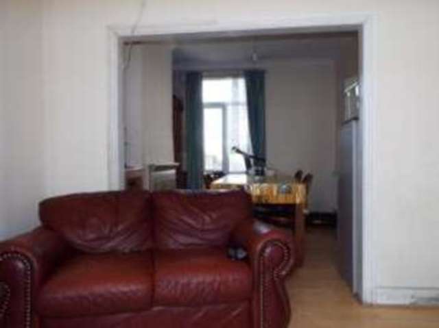  Image of 3 bedroom End of Terrace for sale in Hockley Avenue London E6 at London  East Ham, E6 3AN