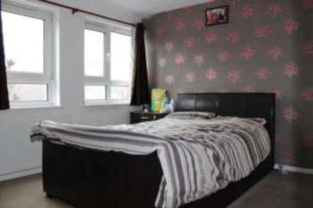  Image of 2 bedroom Flat for sale in Stopford Road London E13 at London  Plaistow, E13 0LZ