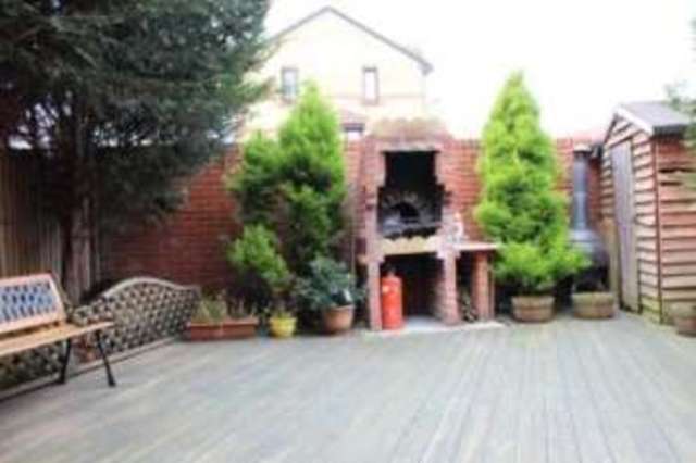  Image of 3 bedroom Terraced house for sale in Ivy Road London E16 at London  Canning Town, E16 1NJ