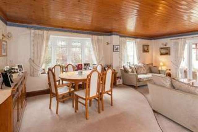 Image of 4 bedroom Detached house for sale in Thame Road Longwick Princes Risborough HP27 at Thame Road Longwick Princes Risborough, HP27 9SW