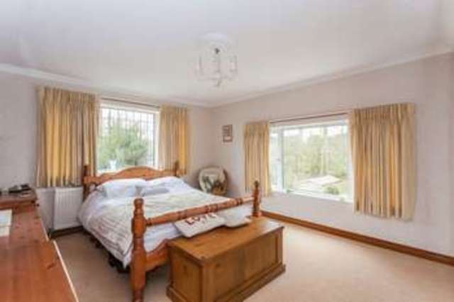  Image of 4 bedroom Detached house for sale in Thame Road Longwick Princes Risborough HP27 at Thame Road Longwick Princes Risborough, HP27 9SW
