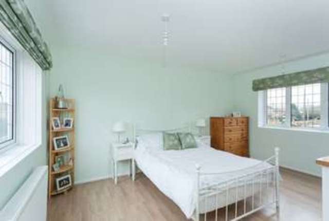  Image of 4 bedroom Detached house for sale in Thame Road Longwick Princes Risborough HP27 at Thame Road Longwick Princes Risborough, HP27 9SW