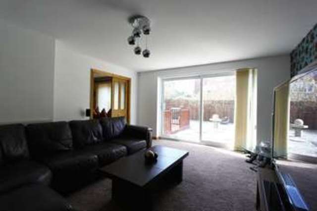  Image of 4 bedroom Semi-Detached house for sale in Lorne Close Hull HU2 at Lorne Close  Hull, HU2 0AJ